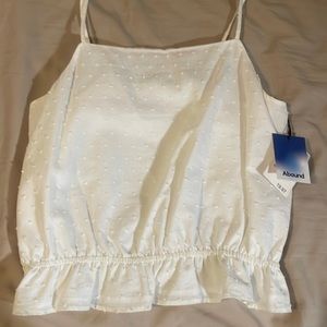 NWT textured white crop top